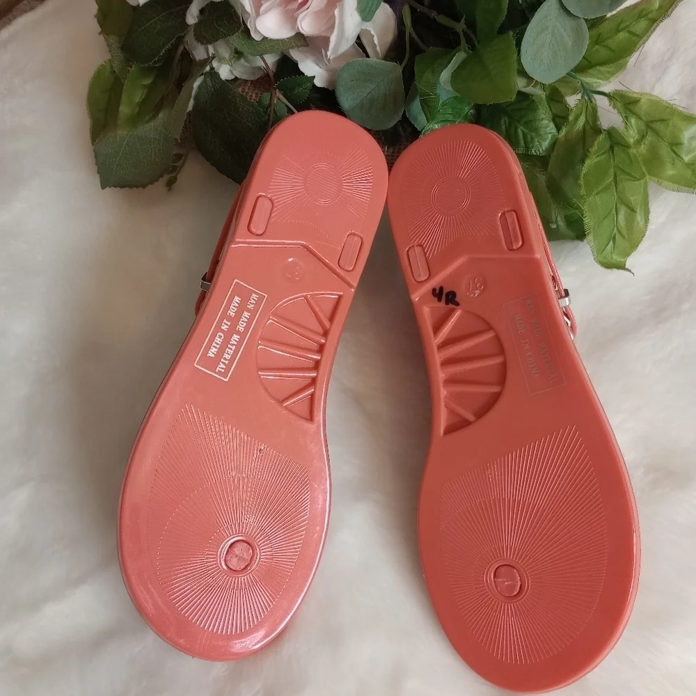 Nicole Miller sandals shoes for women size 6.5